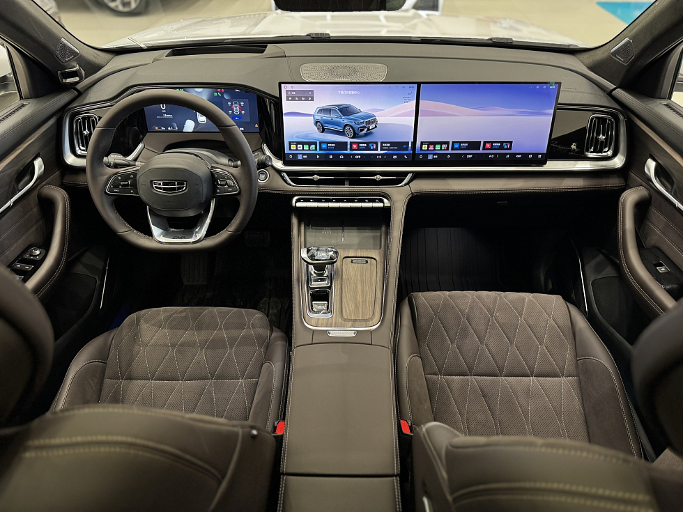 Geely Monjaro Full Moon (Xingyue L), белый