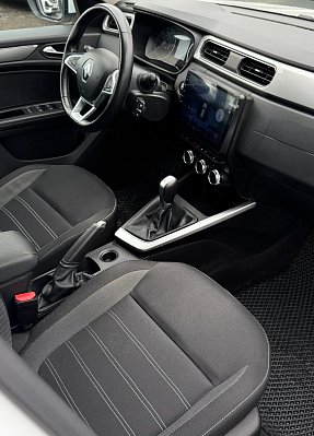 Renault Arkana Style, 2021 года, пробег 115400 км