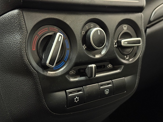 Lada (ВАЗ) Granta Comfort (2018-2021), 2019 года, пробег 60000 км