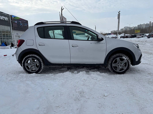 Renault Sandero Stepway Drive, 2019 года, пробег 89220 км