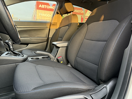 Hyundai Elantra Base, 2017 года, пробег 169782 км