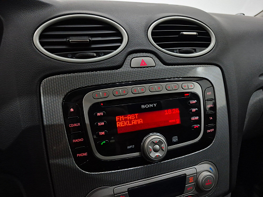 Ford Focus Ghia, 2011 года, пробег 215435 км