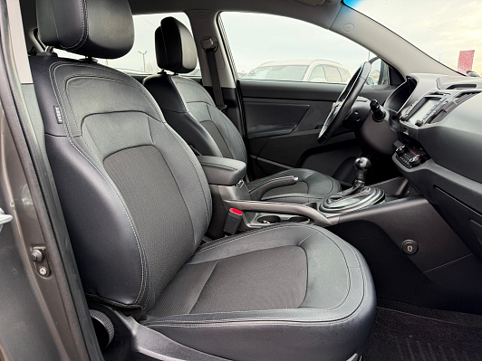 Kia Sportage Prestige, 2011 года, пробег 128351 км