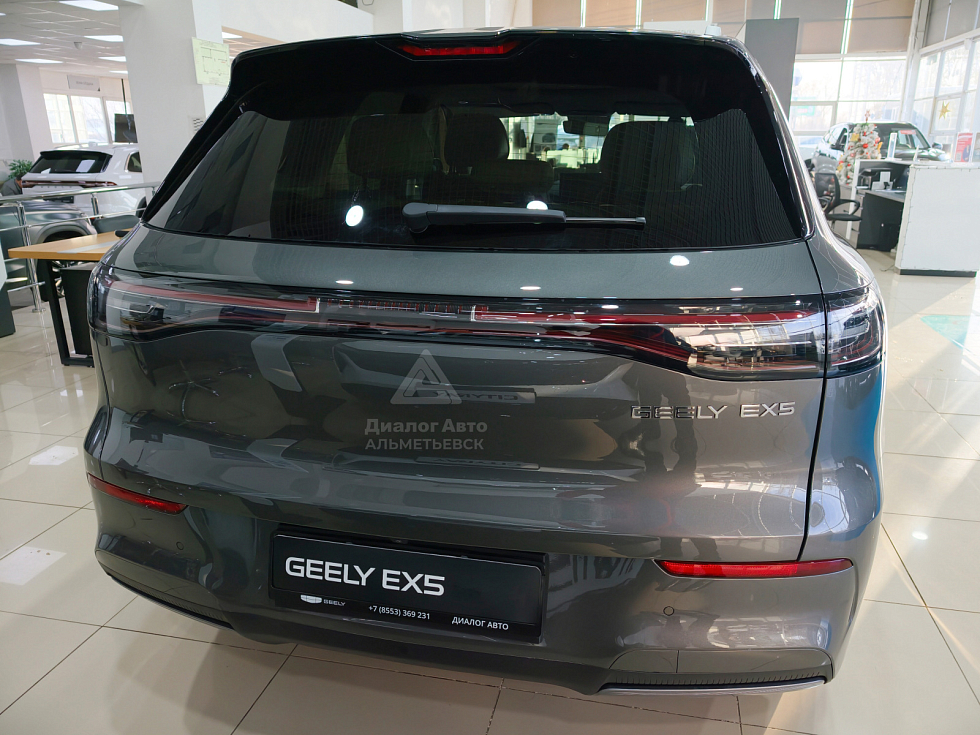 Geely EX5 Макс, серый