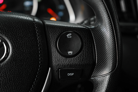 Toyota RAV4, 2015 года, пробег 122000 км