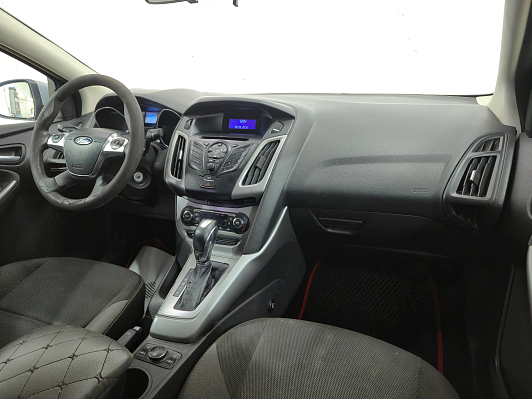 Ford Focus Titanium, 2012 года, пробег 259468 км
