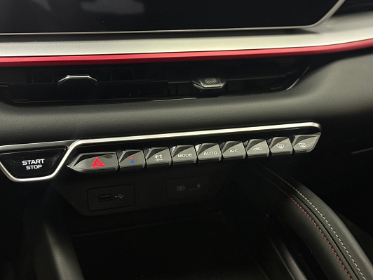 Geely Coolray, 2023 года, пробег 31026 км