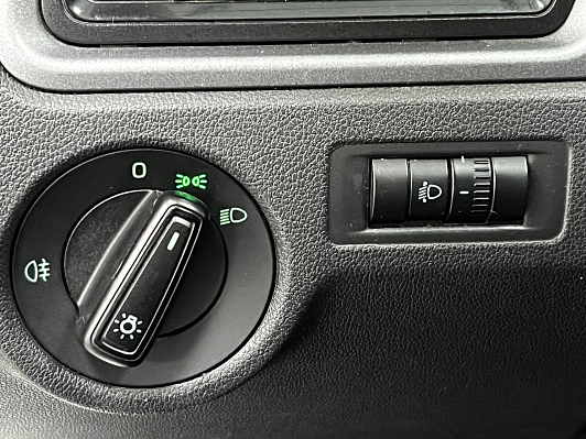 Skoda Rapid Ambition, 2015 года, пробег 150111 км