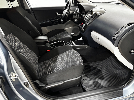 Kia Ceed Комфорт, 2009 года, пробег 270500 км