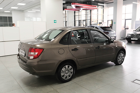 Lada (ВАЗ) Granta Standard, 2019 года, пробег 95000 км