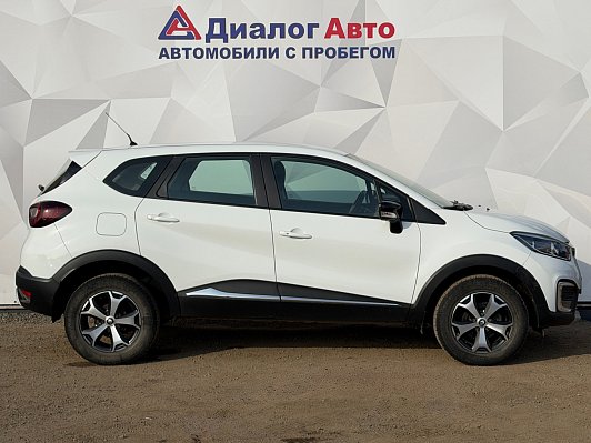 Renault Kaptur Drive, 2017 года, пробег 100000 км