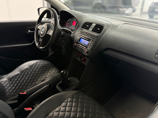 Volkswagen Polo Comfortline, 2012 года, пробег 102003 км