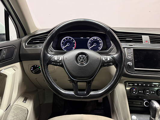 Volkswagen Tiguan Sportline, 2017 года, пробег 128100 км