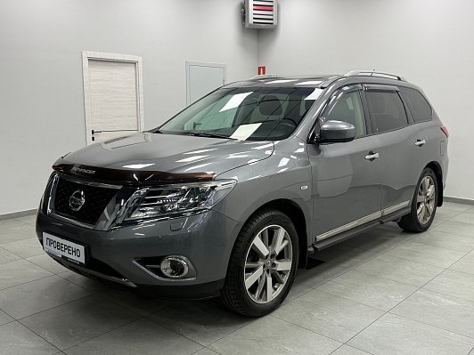 Nissan Pathfinder Top, 2015 года, пробег 141000 км