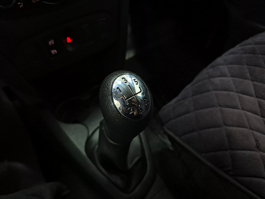 Renault Sandero Stepway Life, 2018 года, пробег 120417 км