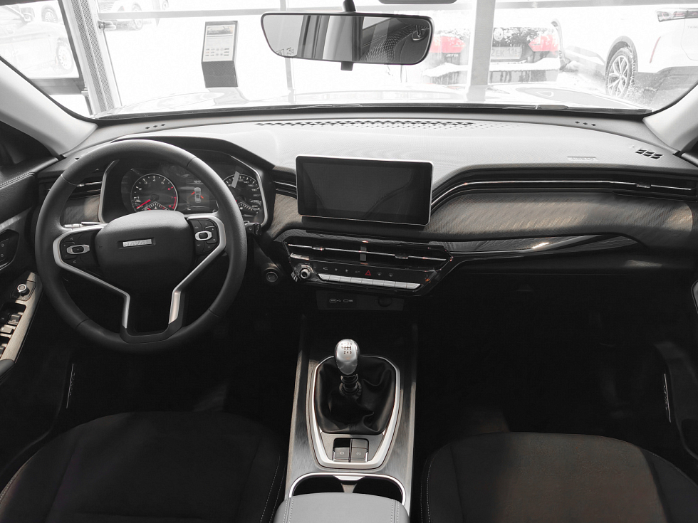 Haval Jolion Комфорт, серый