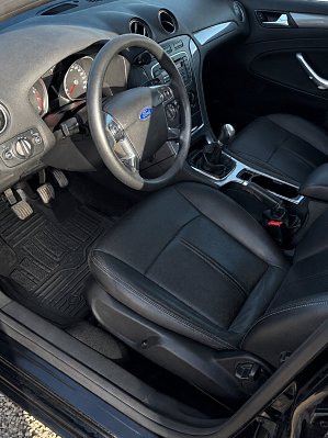 Ford Mondeo Ambiente, 2011 года, пробег 261138 км