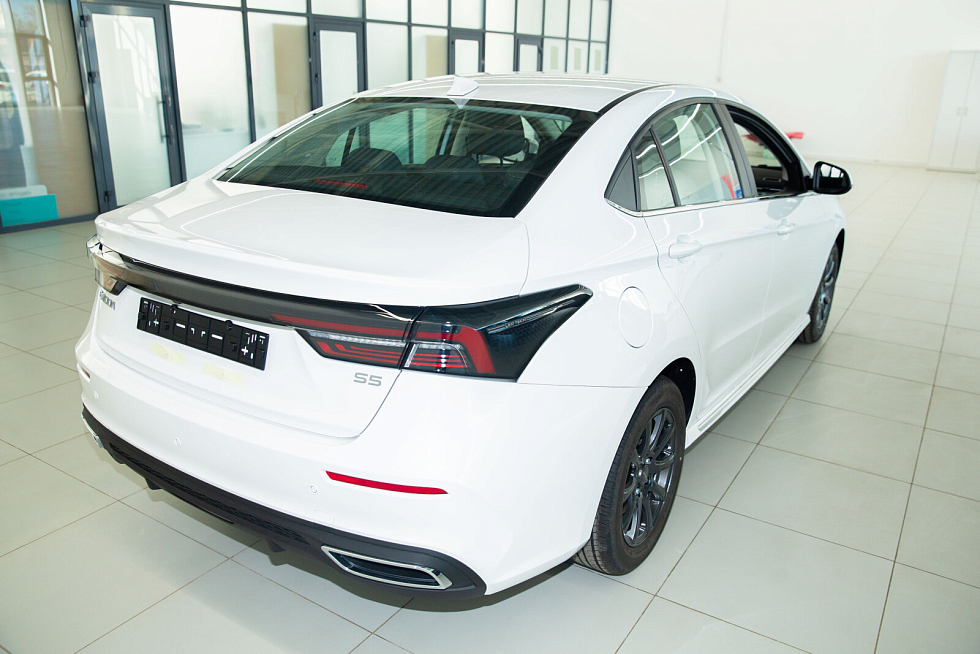 Omoda S5 Classic, белый