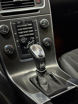 Volvo S60 Momentum, 2012 года, пробег 134000 км