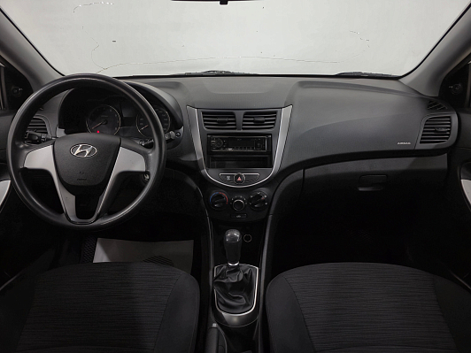 Hyundai Solaris Active, 2016 года, пробег 240812 км