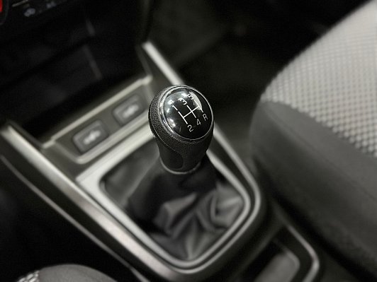 Suzuki Vitara GL, 2021 года, пробег 104000 км