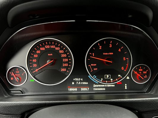 BMW 3 серии, 2019 года, пробег 189558 км
