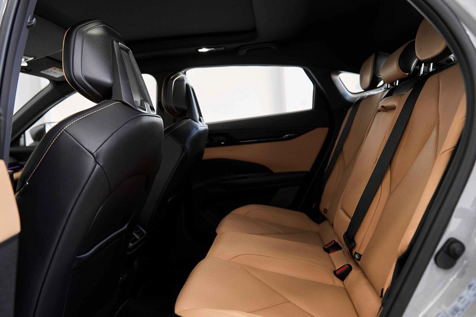 Changan UNI-V Luxe, серый