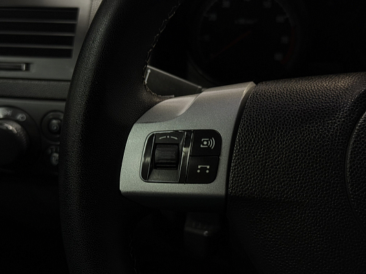 Opel Astra Enjoy, 2011 года, пробег 154107 км