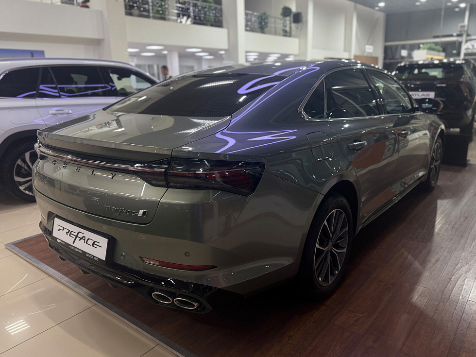 Geely Preface Flagship, зеленый