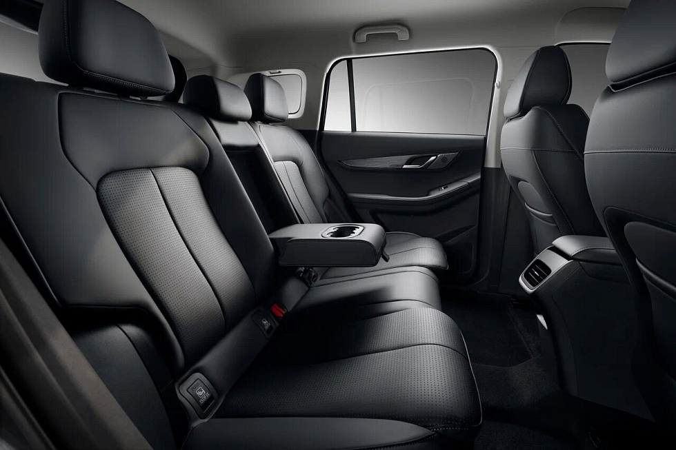 Jaecoo J6 Актив, белый