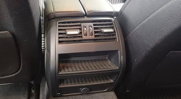 BMW 5 серии, 2016 года, пробег 235039 км