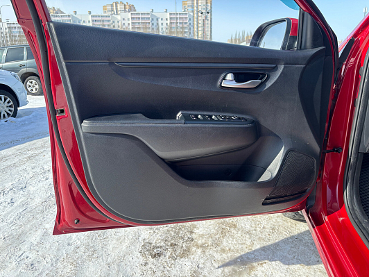 Kia Rio, 2019 года, пробег 91000 км