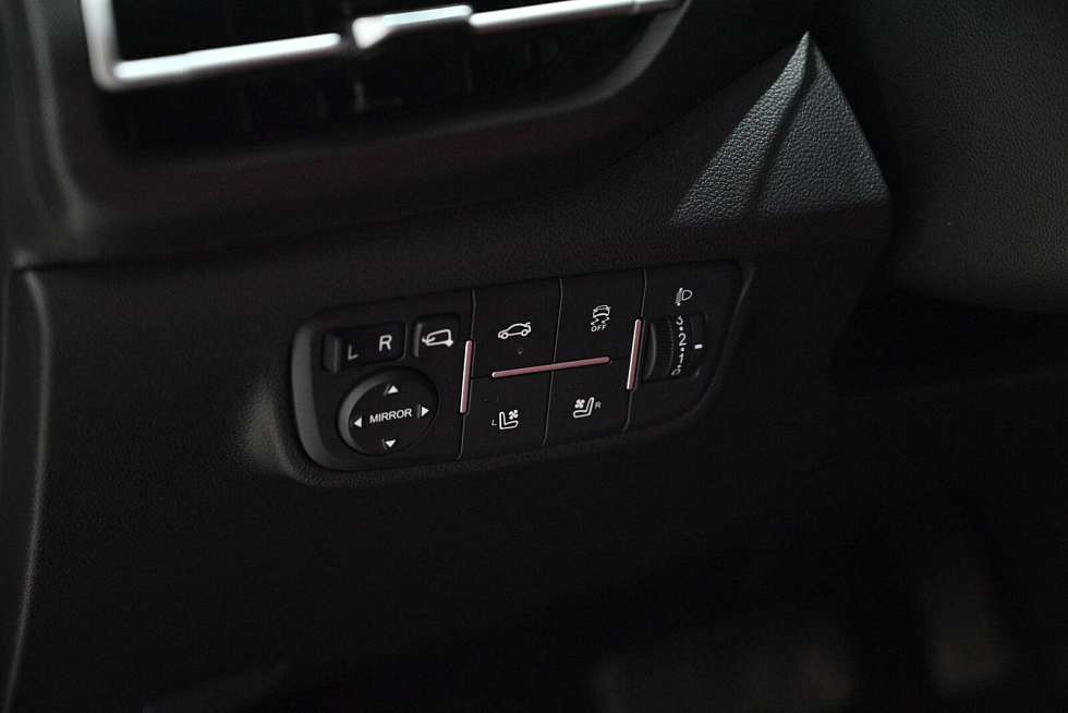 Changan Eado Plus Tech, белый