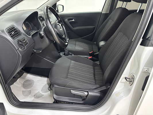 Volkswagen Polo Comfortline, 2018 года, пробег 87968 км