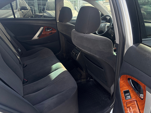 Toyota Camry, 2011 года, пробег 294420 км