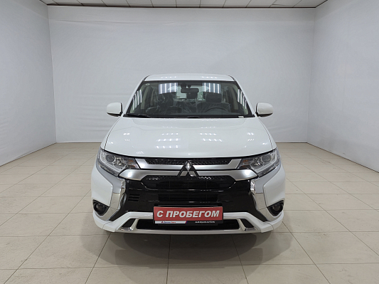 Mitsubishi Outlander Invite, 2022 года, пробег 906 км