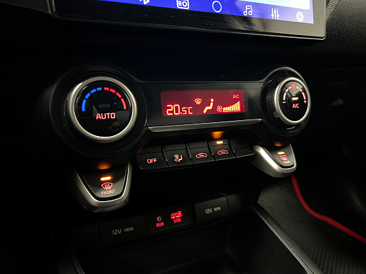Kia Rio Luxe 2018 FWC, 2018 года, пробег 137250 км