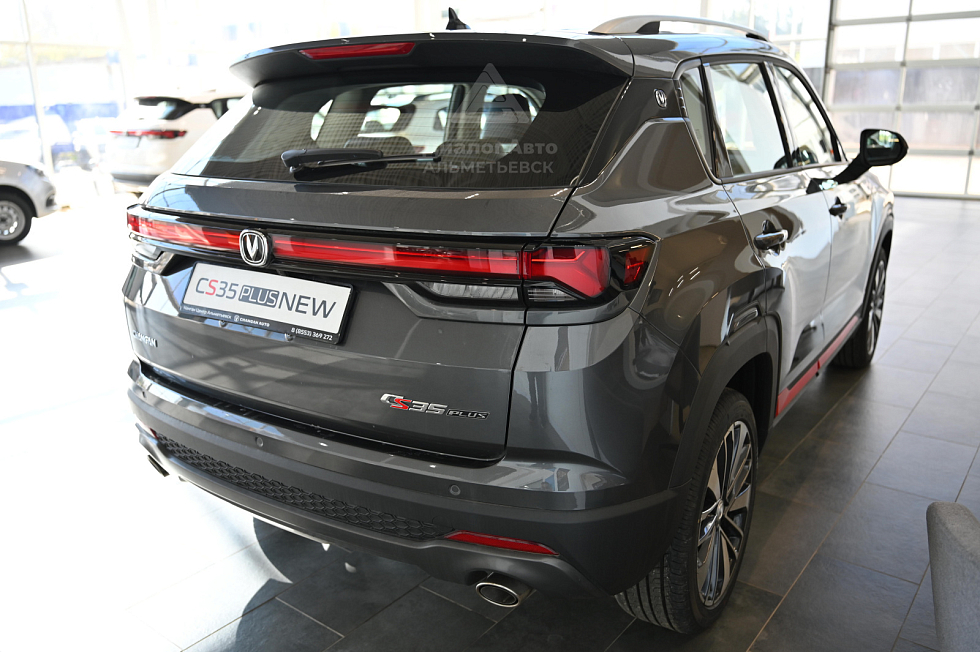 Changan CS35 Plus Техно, серебряный