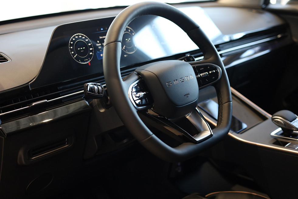 Omoda C5 Стиль (2024), черный