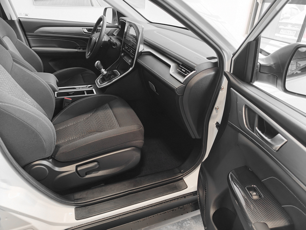 Haval M6 Оптимум, белый