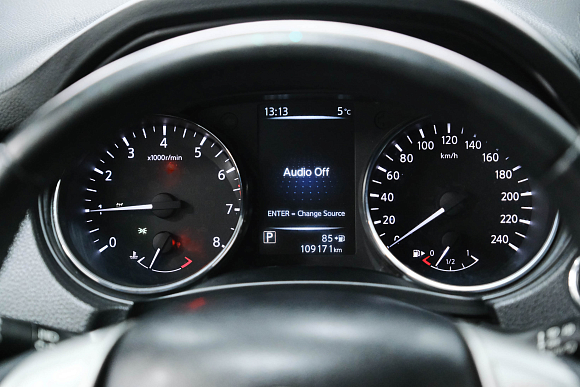 Nissan X-Trail, 2017 года, пробег 107000 км