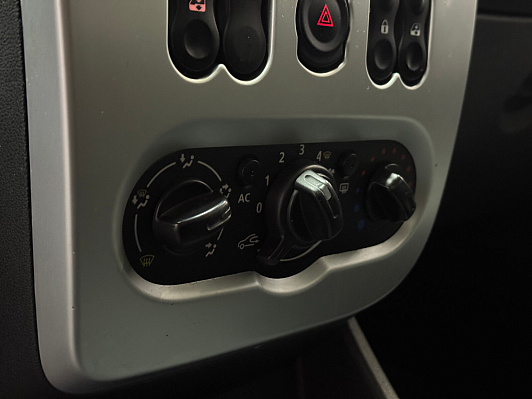 Renault Logan Authentique, 2014 года, пробег 227166 км