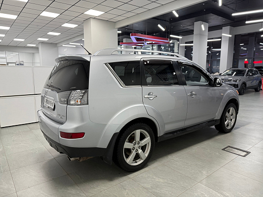 Mitsubishi Outlander Intense, 2008 года, пробег 157530 км