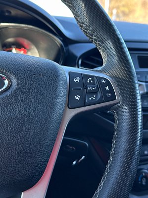 Lada (ВАЗ) Vesta Comfort, 2021 года, пробег 96800 км