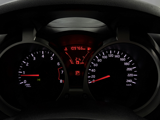 Nissan Juke XE, 2013 года, пробег 109000 км