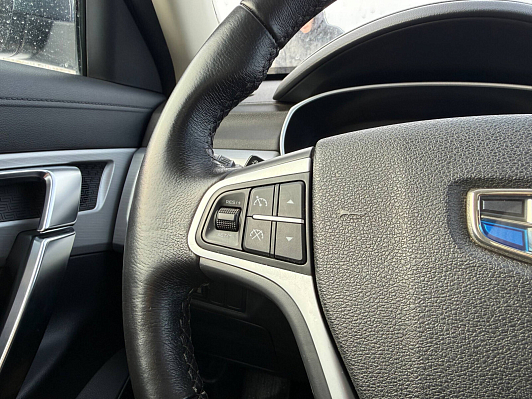 Geely Atlas Luxury, 2019 года, пробег 88317 км