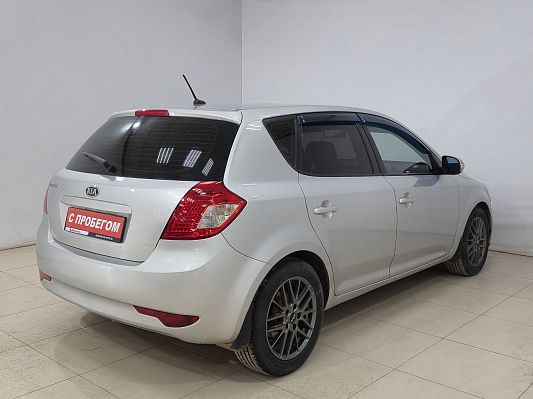 Kia Ceed, 2012 года, пробег 232905 км