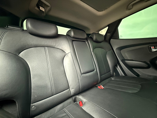 Hyundai ix35 Prestige, 2012 года, пробег 184000 км