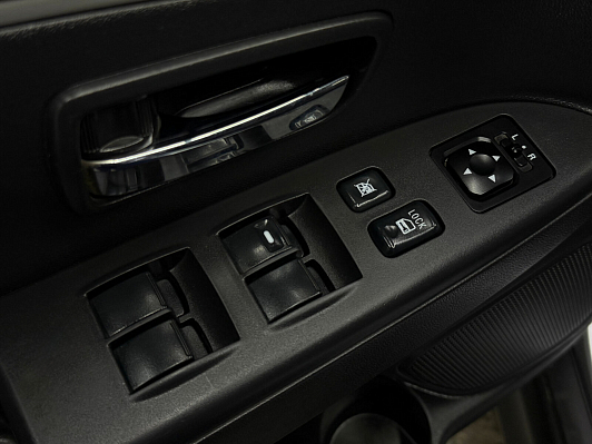 Mitsubishi ASX Invite, 2012 года, пробег 257797 км