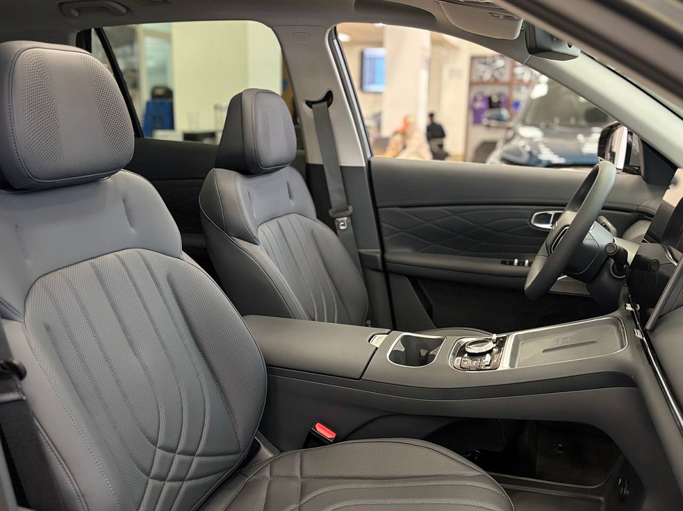 Geely EX5 Гибрид Макс EM-i, серый